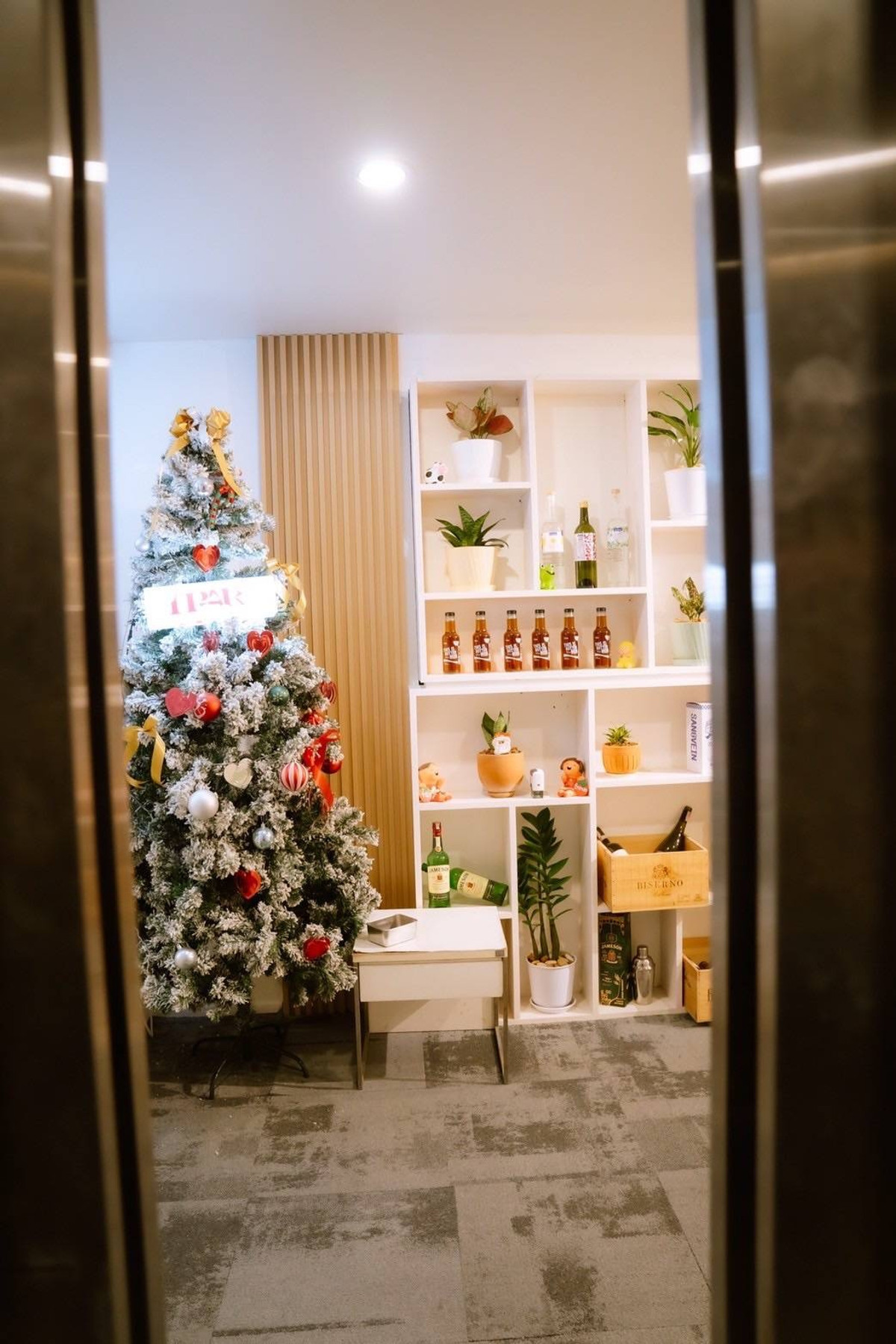 เซ้งร้านค้า/ตลาดนัดพัทยา บางแสน ชลบุรี สัตหีบ : เซ้งร้านเหล้า วิวทะเล บางแสน หาดวอน ใกล้วงเวียนบางแสน นักท่องเที่ยวเยอะ มีลานจอดรถ