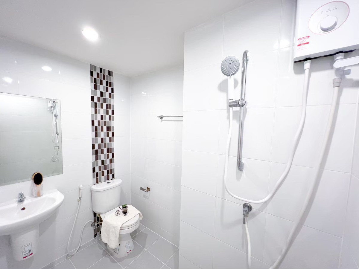 ขายคอนโดเสรีไทย-นิด้า : ขายด่วน 🌿 คอนโดแต่งใหม่ พร้อมอยู่ The Niche ID เสรีไทย 81/2 | ตึก B ชั้น 7 ห้องริม Digital Door Lock วิวโล่ง ลมดี ความเป็นส่วนตัวสูง ✨