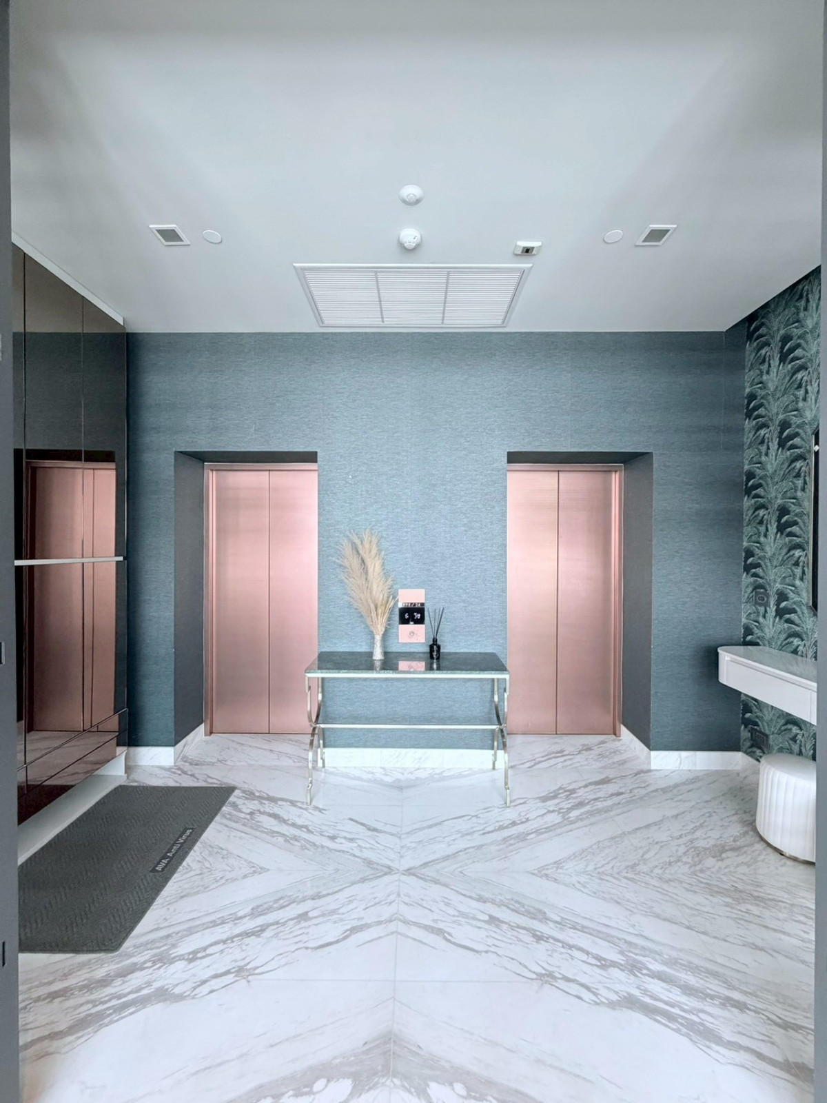 ขายคอนโดสุขุมวิท อโศก ทองหล่อ : The Monument Thong Lo ห้องสวย วิวหลักล้าน 