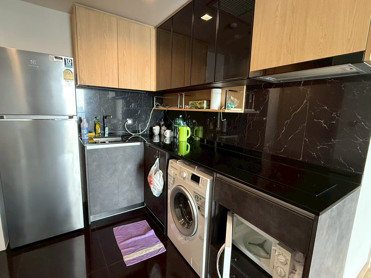 ขายคอนโดสะพานควาย จตุจักร : 🔥Hot Deal 🔥 The Line Jatujak Mochit 2B2B 60qm. 11MB Only Call mas.Angel(Aumi) 0658209572