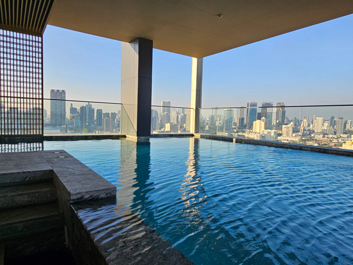 For RentCondoSathorn, Narathiwat : ดิ อิสระ สาทร  ให้เช่า 1+1 นอน 1 น้ำ พื้นที่ 37 ตรม  28,000 บาท สนใจโทร น้อง 096-2615656 พร้อมให้นัดหมายเข้าชมทุกวัน  The Issara Sathorn for RENT 1bed Plus 1 bath 37 Sq,m price 28,000 Baht   call Nong 096-2615656 Ready to touring everyday   ห้องกว้าง 37 ต