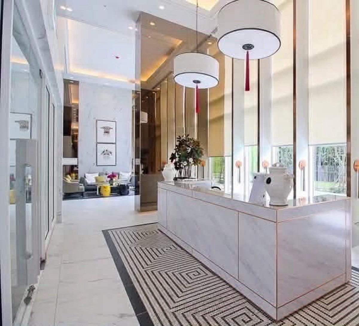 For RentCondoBang Sue, Wong Sawang, Tao Pun : Beautiful room, bought it and never lived in it. Renovated room, built-in