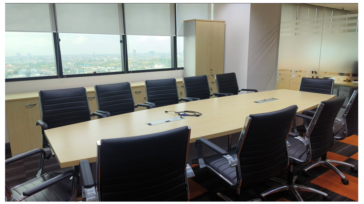 For RentOfficeBangna, Bearing, Lasalle : Office for rent/sale, Central City Tower Building. (next to Central Bangna Department Store) Area size: 186 sq m. Floor: 19