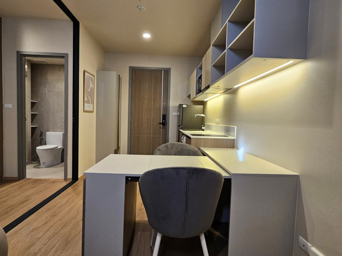 For RentCondoSathorn, Narathiwat : ดิ อิสระ สาทร  ให้เช่า 1 นอน 1 น้ำ พื้นที่ 33 ตรม  25,000 บาท สนใจโทร น้อง 096-2615656 พร้อมให้นัดหมายเข้าชมทุกวัน  The Issara Sathorn for RENT 1bed 1 bath 33 Sq,m price 25,000 Baht   call Nong 096-2615656 Ready to touring everyday   ห้องกว้าง 33 ตรม. พร้