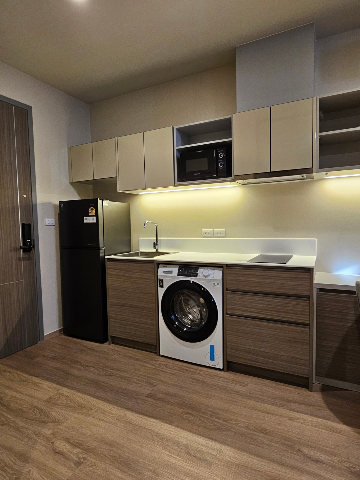 For RentCondoSathorn, Narathiwat : ดิ อิสระ สาทร  ให้เช่า 1 นอน 1 น้ำ พื้นที่ 33 ตรม  25,000 บาท สนใจโทร น้อง 096-2615656 พร้อมให้นัดหมายเข้าชมทุกวัน  The Issara Sathorn for RENT 1bed 1 bath 33 Sq,m price 25,000 Baht   call Nong 096-2615656 Ready to touring everyday   ห้องกว้าง 33 ตรม. พร้