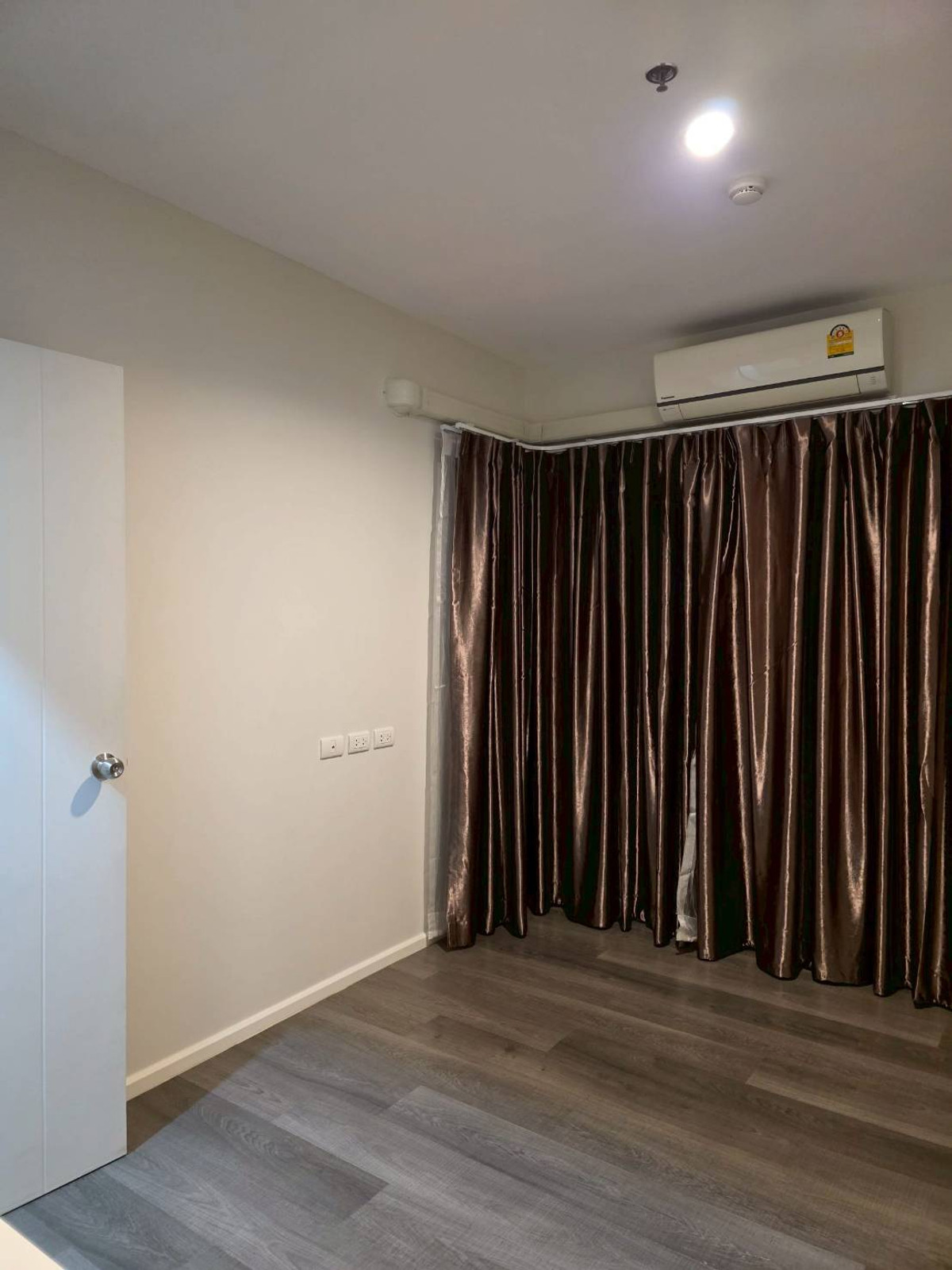 ขายคอนโดบางซื่อ วงศ์สว่าง เตาปูน : โอกาสทองของนักลงทุน! ขายคอนโด The Stage เตาปูน อินเตอร์เชนจ์ (The Stage Taopoon Interchange) ซื้อปุ๊บรับรายได้ทันที สภาพเนี๊ยบพร้อมอยู่!