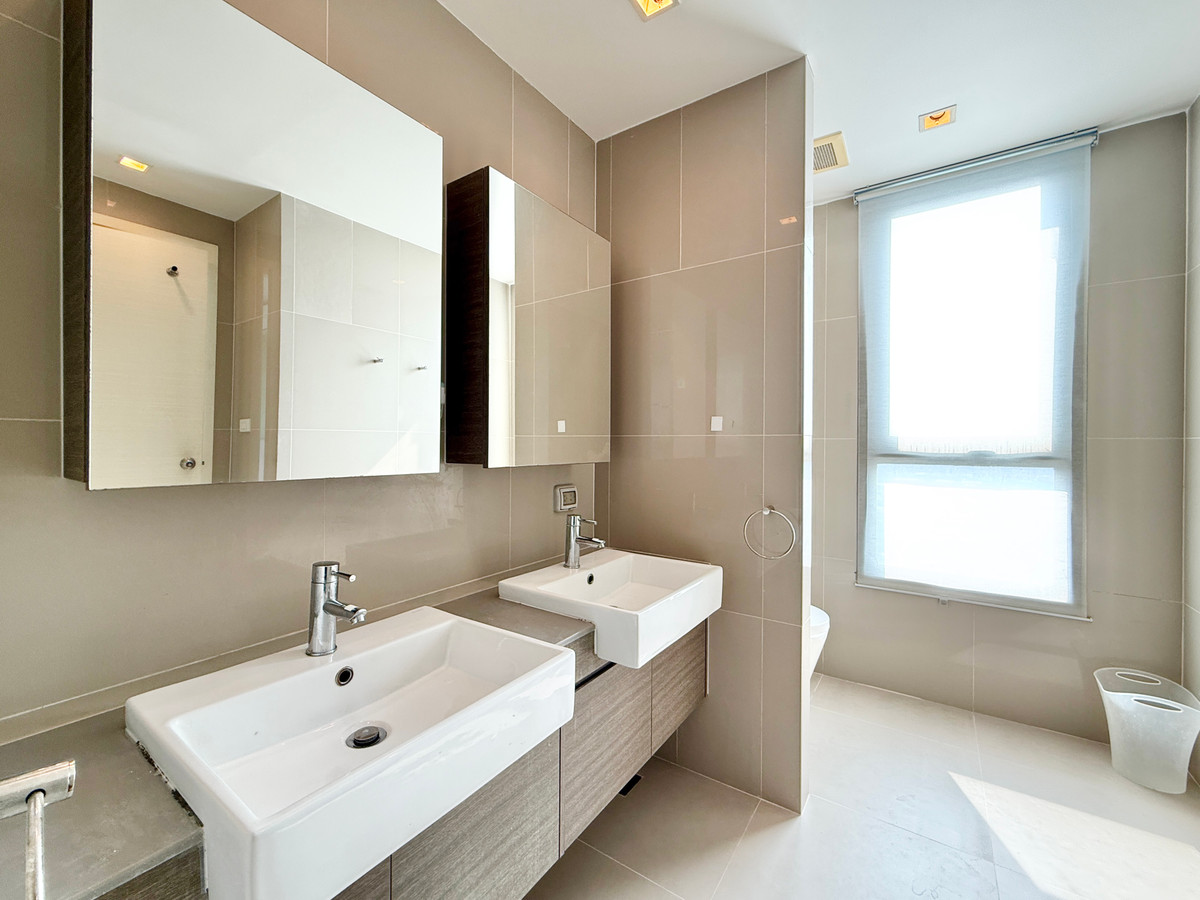 ให้เช่าคอนโดรัชดา ห้วยขวาง : 🚀 Quinn รัชดา - 68ตรม. 2นอน2น้ำ ชั้นสูง ห้องมุม ปล่อยเช่า 092-545-6151 (ทีม)