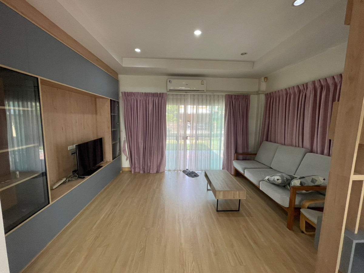 บ้านพัฒนาการ ศรีนครินทร์ : ขายบ้าน!! หมู่บ้าน Le Neo 2 (เลอนีโอ 2) ใกล้ BTS ศรีนครินทร์