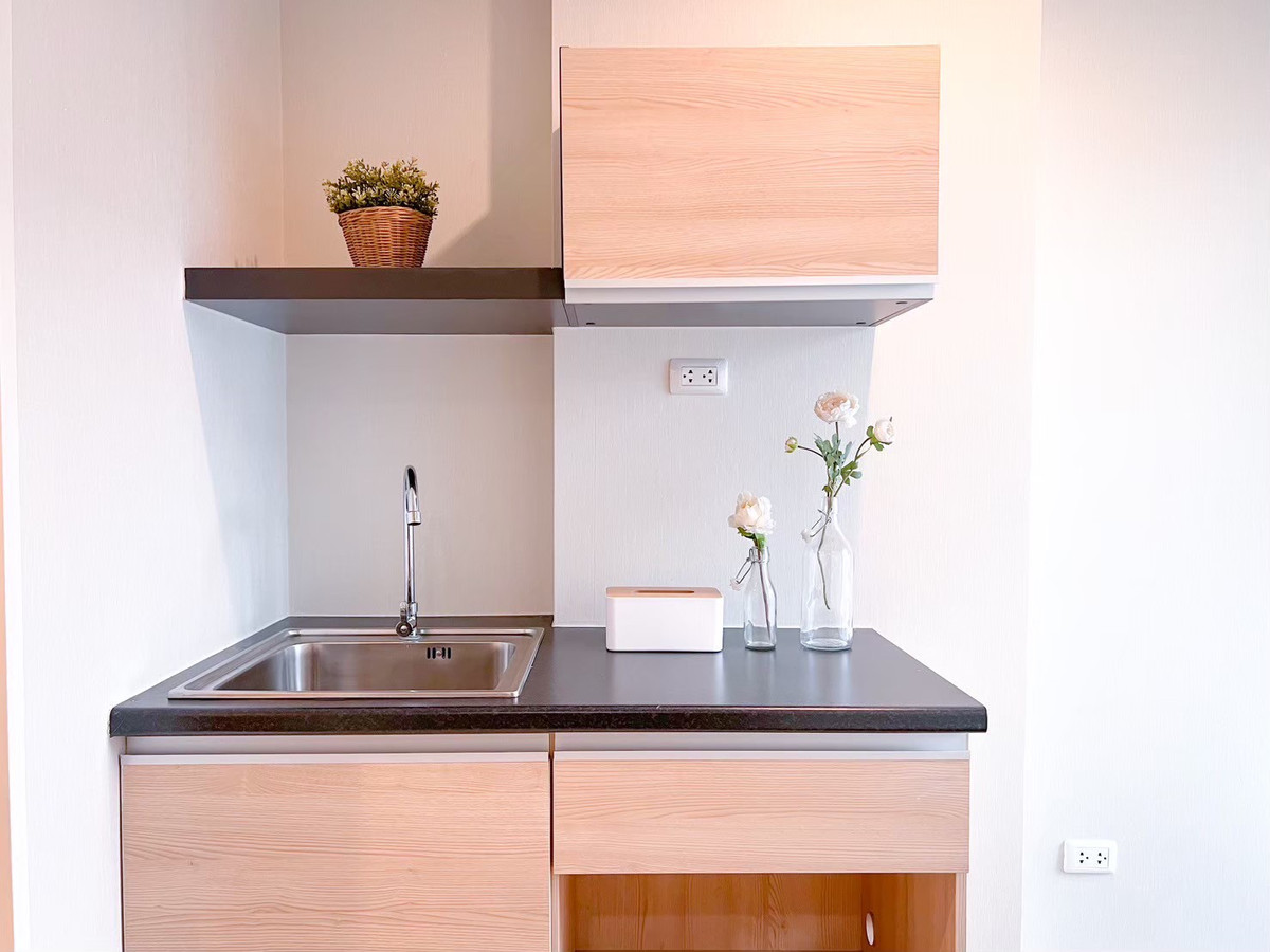 ขายคอนโดเสรีไทย-นิด้า : ขายด่วน 🌿 คอนโดแต่งใหม่ พร้อมอยู่ The Niche ID เสรีไทย 81/2 | ตึก B ชั้น 7 ห้องริม Digital Door Lock วิวโล่ง ลมดี ความเป็นส่วนตัวสูง ✨