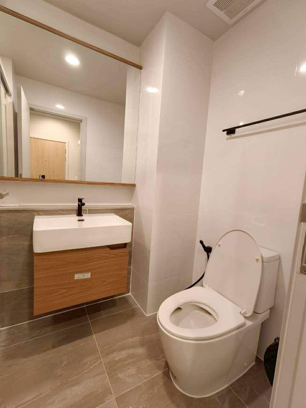 ให้เช่าคอนโดสุขุมวิท อโศก ทองหล่อ : RC031926 Condo for rent at CULTURE THONGLOR Sukhumvit 59 เพียง 250 ม.ถึง BTS ทองหล่อ