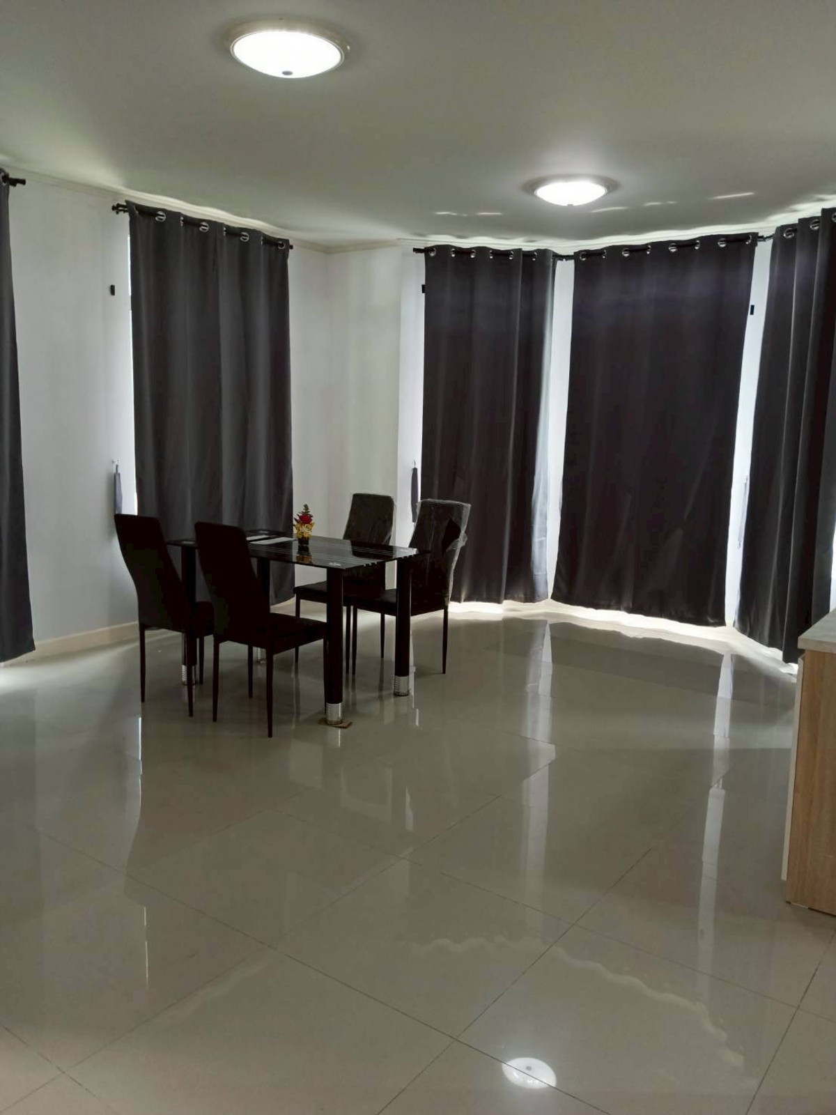 For RentHouseMin Buri, Romklao : Single house for rent Passorn Village 13 Soi Suwinthawong 86 (100 sq m.) decorated and ready to move in.