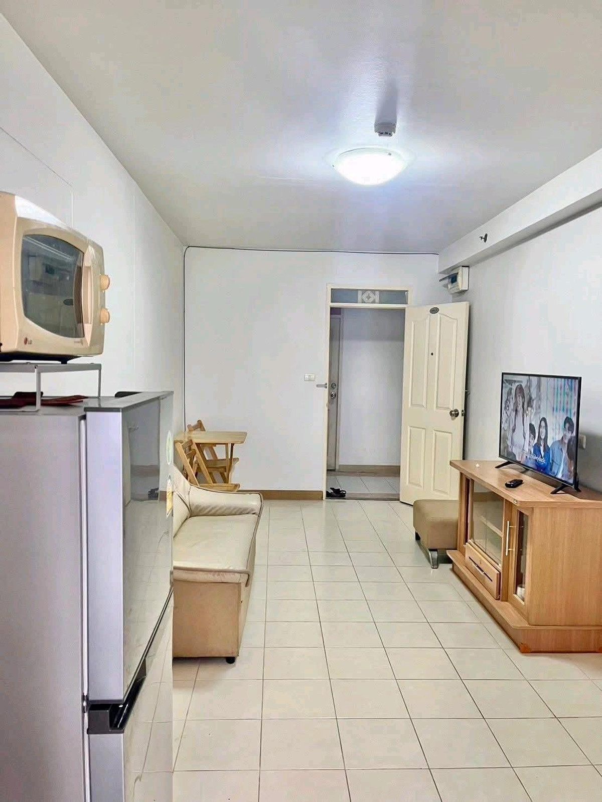 ให้เช่าคอนโดอ่อนนุช อุดมสุข : 💥😀หลุดจอง💥💥City Home Condoชั้น 2 ขนาด 42 ตร.ม.1 ห้องนอน 1 ห้องน้ำ
1 ห้องนั่งเล่นพร้อมครัวบิวท์อิน
🚅ใกล้ BTS อุดมสุข