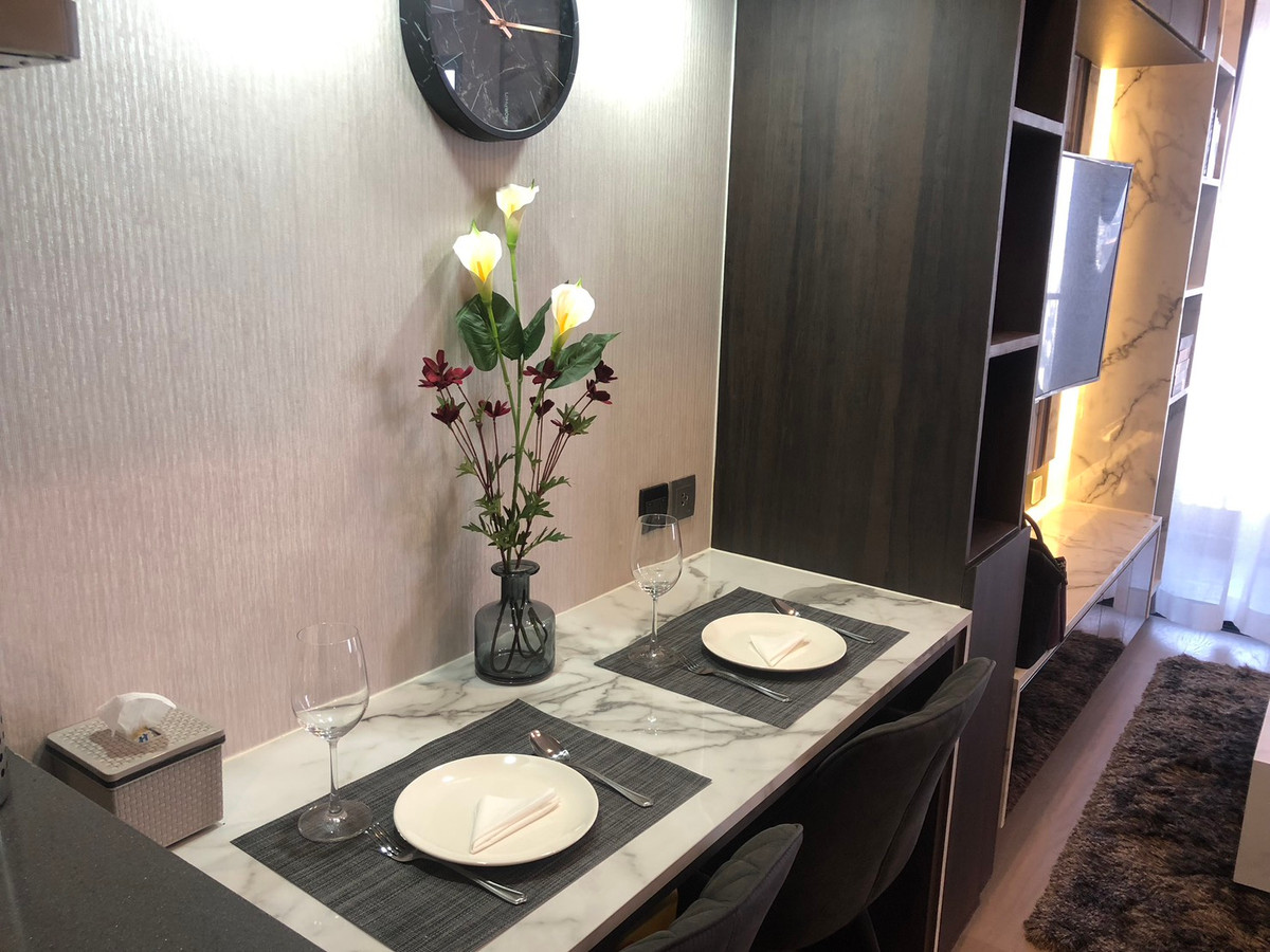 ให้เช่าคอนโดสุขุมวิท อโศก ทองหล่อ :  ให้เช่าคอนโด Ashton Asoke ชั้นสูง   วิวเมืองสูง โล่ง โปร่ง สวยมาก