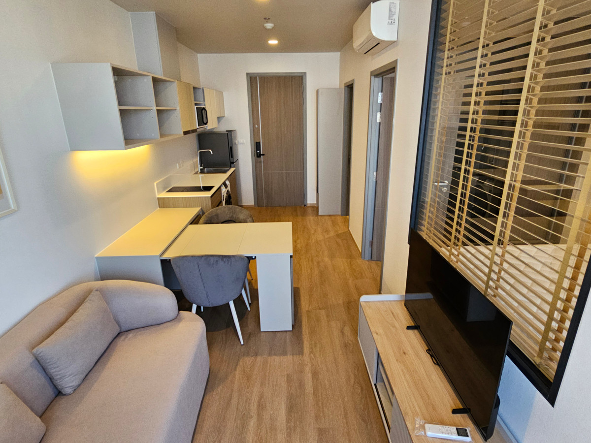 For RentCondoSathorn, Narathiwat : ดิ อิสระ สาทร  ให้เช่า 1+1 นอน 1 น้ำ พื้นที่ 37 ตรม  28,000 บาท สนใจโทร น้อง 096-2615656 พร้อมให้นัดหมายเข้าชมทุกวัน  The Issara Sathorn for RENT 1bed Plus 1 bath 37 Sq,m price 28,000 Baht   call Nong 096-2615656 Ready to touring everyday   ห้องกว้าง 37 ต