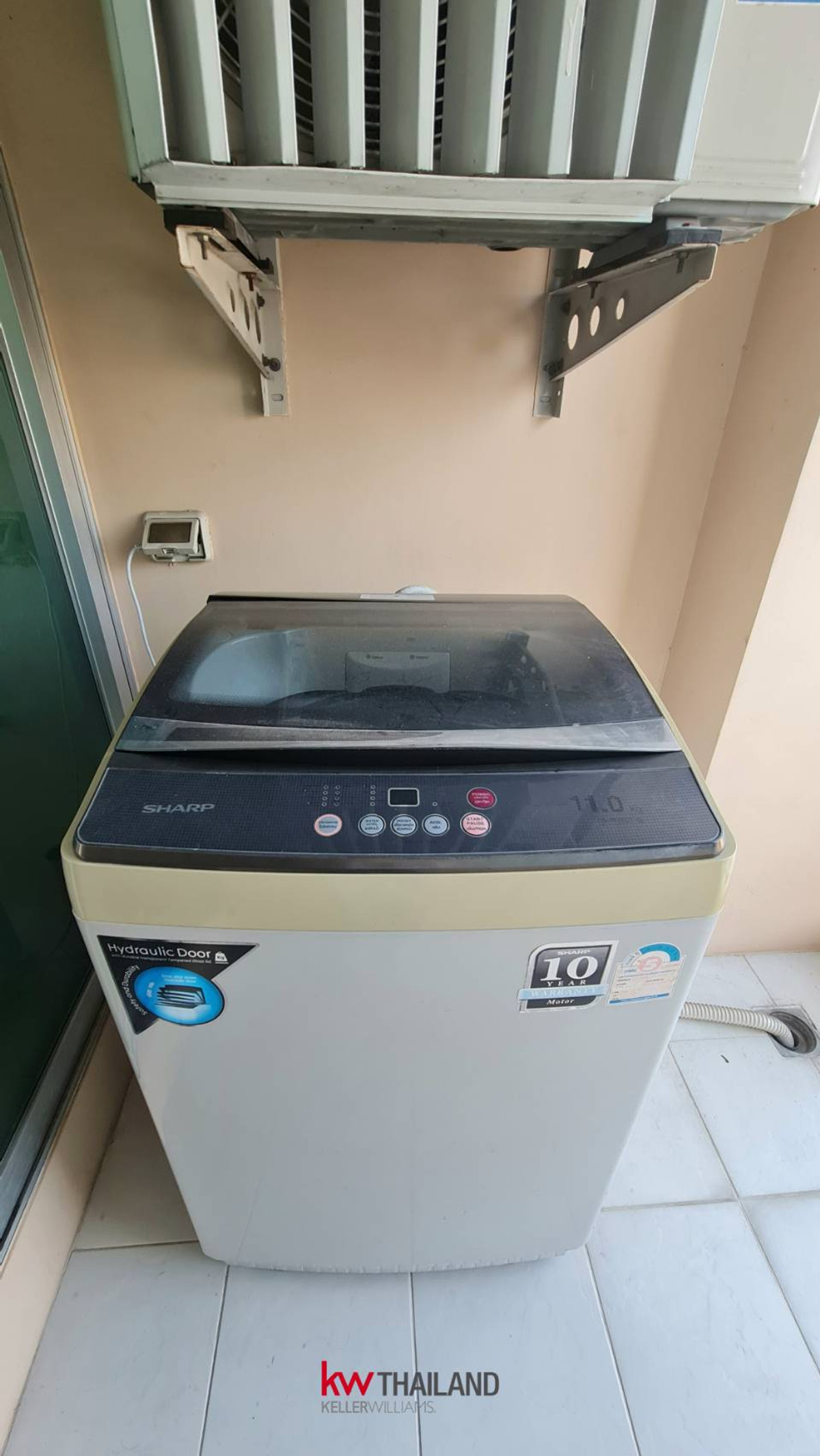 For RentCondoOnnut, Udomsuk : 🔥🔥 For Rent: Life@Sukhumvit 65, Only 300 meters from BTS Phra Khanong Premium City Living ✨