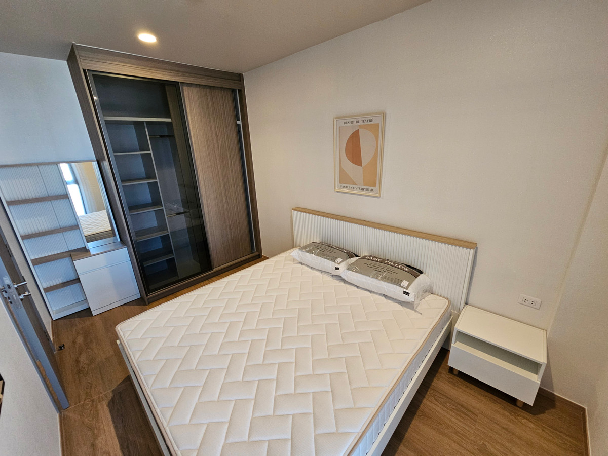 For RentCondoSathorn, Narathiwat : ดิ อิสระ สาทร  ให้เช่า 1+1 นอน 1 น้ำ พื้นที่ 37 ตรม  28,000 บาท สนใจโทร น้อง 096-2615656 พร้อมให้นัดหมายเข้าชมทุกวัน  The Issara Sathorn for RENT 1bed Plus 1 bath 37 Sq,m price 28,000 Baht   call Nong 096-2615656 Ready to touring everyday   ห้องกว้าง 37 ต