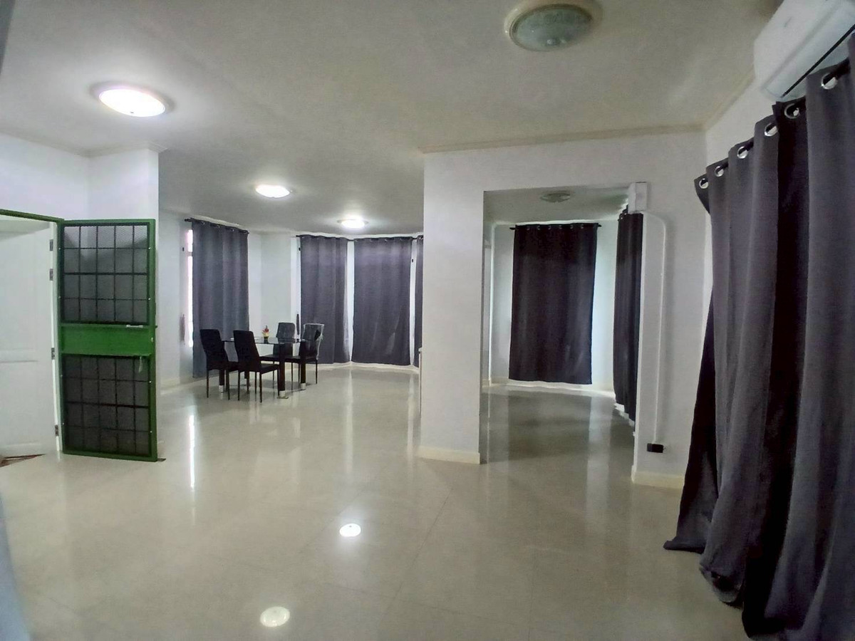 For RentHouseMin Buri, Romklao : Single house for rent Passorn Village 13 Soi Suwinthawong 86 (100 sq m.) decorated and ready to move in.