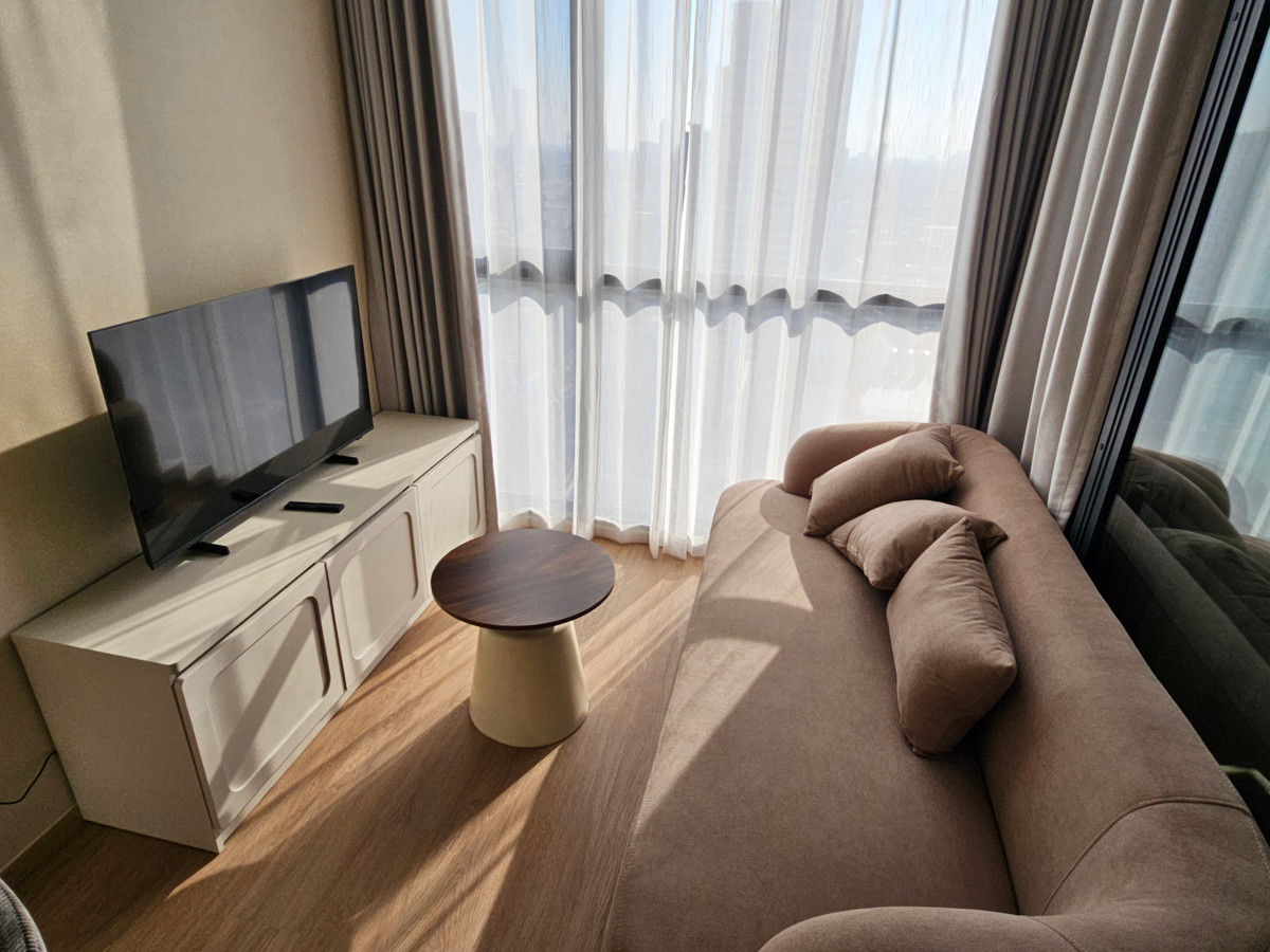 For RentCondoSathorn, Narathiwat : ดิ อิสระ สาทร  ให้เช่า 1 นอน 1 น้ำ พื้นที่ 33 ตรม  25,000 บาท สนใจโทร น้อง 096-2615656 พร้อมให้นัดหมายเข้าชมทุกวัน  The Issara Sathorn for RENT 1bed 1 bath 33 Sq,m price 25,000 Baht   call Nong 096-2615656 Ready to touring everyday   ห้องกว้าง 33 ตรม. พร้