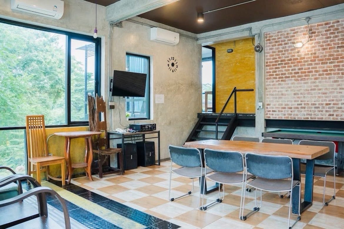 For SaleHotel&Apartment BusinessCha-am Phetchaburi : Riverside Resort Business for Sale in Phetchaburi Near Kaeng Krachan with Existing Customer Base and 50,000 Followers Ready to Operate