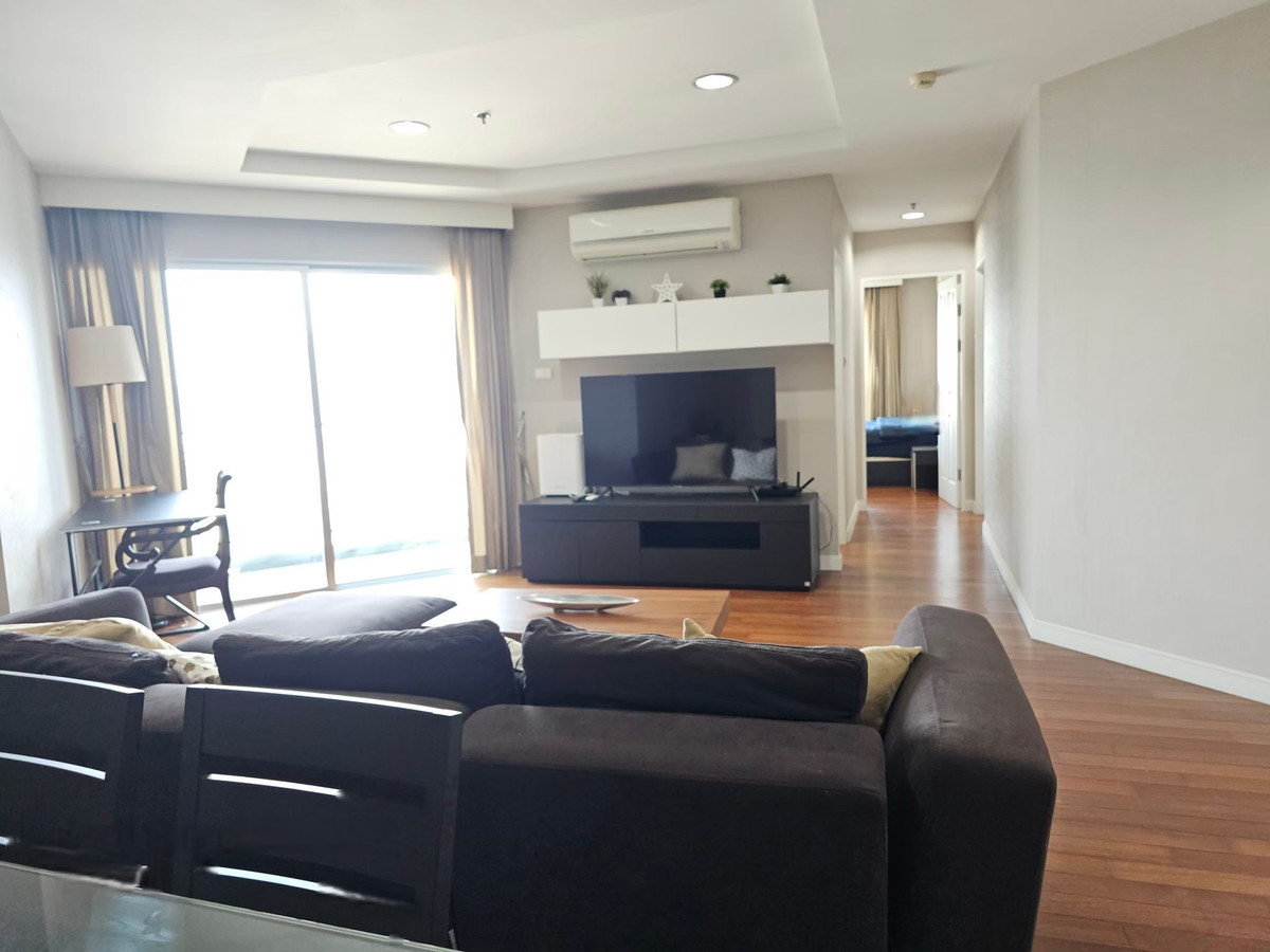 ให้เช่าคอนโดพระราม 9 เพชรบุรีตัดใหม่ RCA : Belle Grand Rama9  2 bed 2 bath 101 Sq,m Rental price 40,000 Baht call Nong 096-2615656 Ready to touring everyday  เบล แกรนด์ พระราม 9 2นอน 2น้ำ พื้นที่ 101 ตรม เช่า 0,000 บาท  สนใจโทร น้อง 096-2615656 พร้อมให้นัดหมายเข้าชมทุกวัน   Location : Pharam 9   R