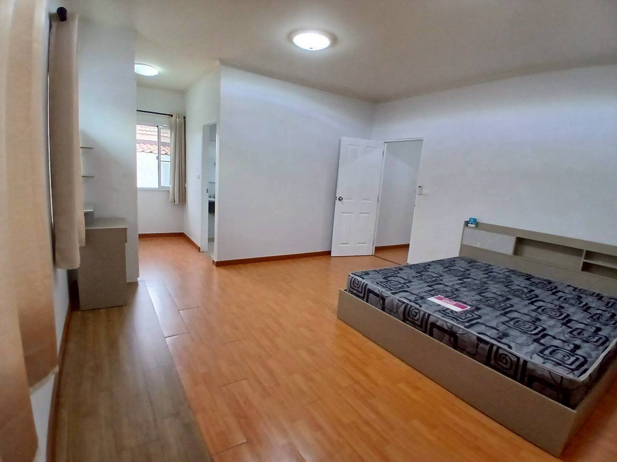 For RentHouseMin Buri, Romklao : Single house for rent Passorn Village 13 Soi Suwinthawong 86 (100 sq m.) decorated and ready to move in.