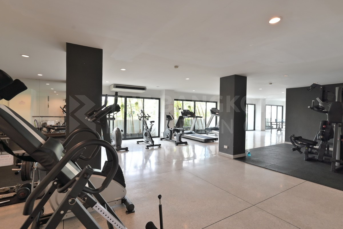 ให้เช่าคอนโดสุขุมวิท อโศก ทองหล่อ : Ruamjai heights 💎 Super Spacious Luxury ✨ Prestigious Living in Asoke, Near MRT Phetchaburi