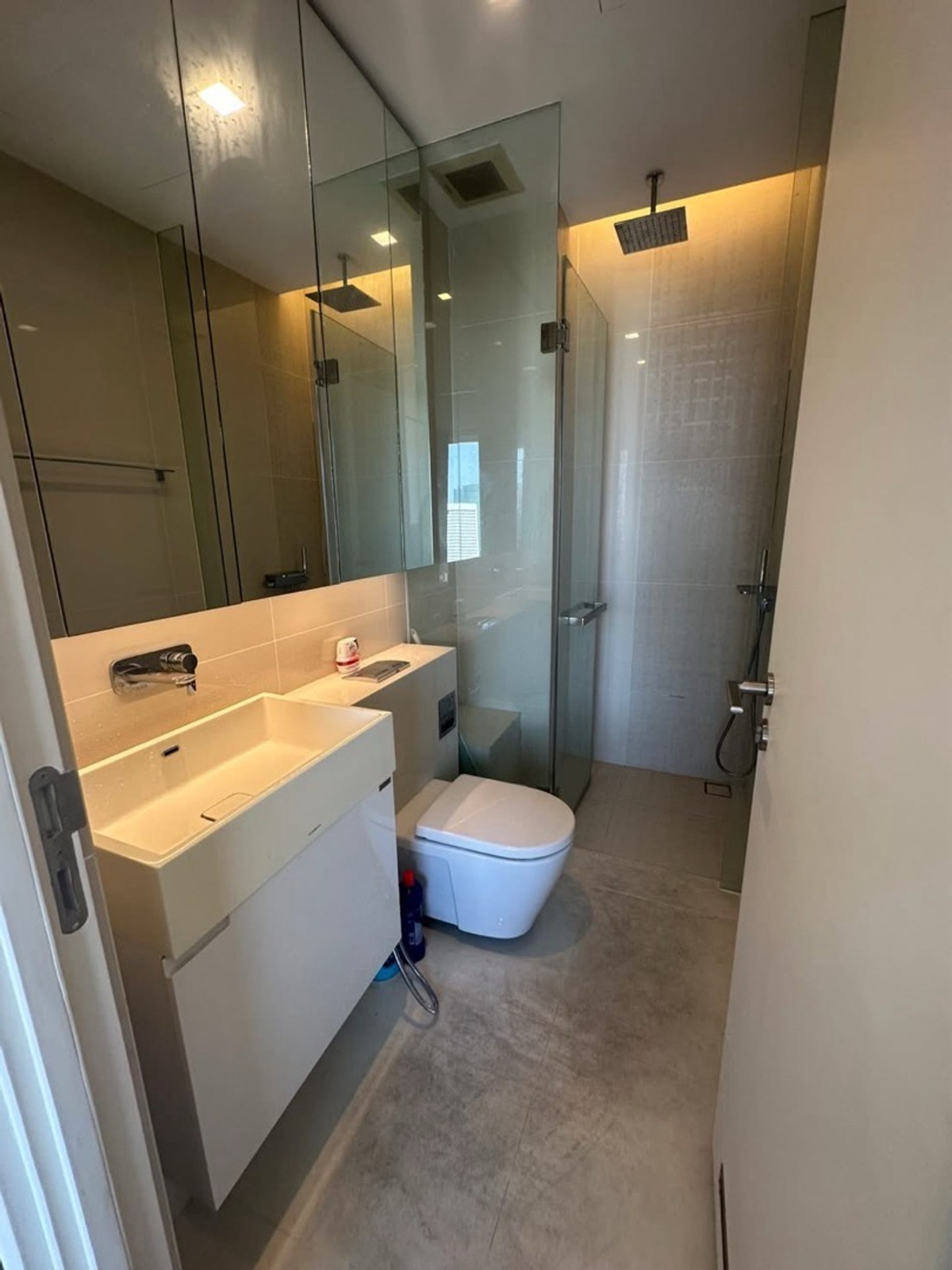 ให้เช่าคอนโดลาดพร้าว เซ็นทรัลลาดพร้าว : #Z4862💥 060369 🔥ให้เช่าคอนโด The Saint Residences (ladprao)