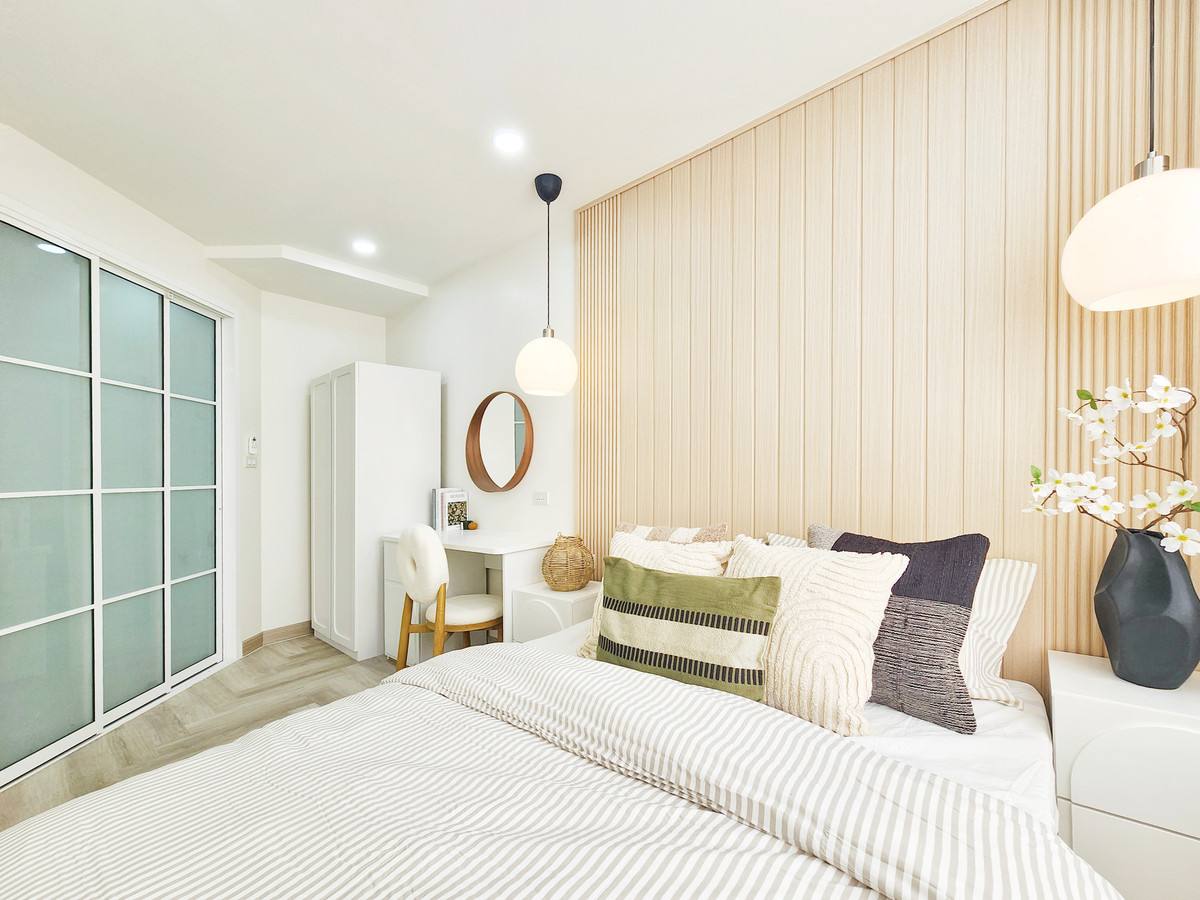 For SaleCondoRamkhamhaeng, Hua Mak : ⭐🏠LP-637 Corn cob condo for sale, room size 54 sq m, at a cute price | Easy installments, only 6,xxx* installments, get it now, beautiful room, ready to move in | 2 bedroom partitioned rooms | Near MRT Sri Kritha, only 3 minutes.