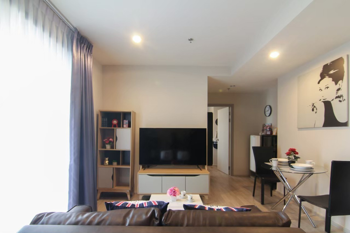 For RentCondoBangna, Bearing, Lasalle : Condo for Rent: Ideo Mobi Sukhumvit East Point Near BTS Bang Na (approx. 250 meters)