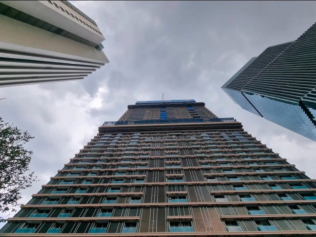 ขายคอนโดสีลม ศาลาแดง บางรัก : ✨ Dusit Residences | High Floor 54 | Corner Unit วิวสวยมาก ห้องมุม วิวเปิดโล่ง
วิว สวนลุมพินี +  วิวเมืองสวยเต็มตา

