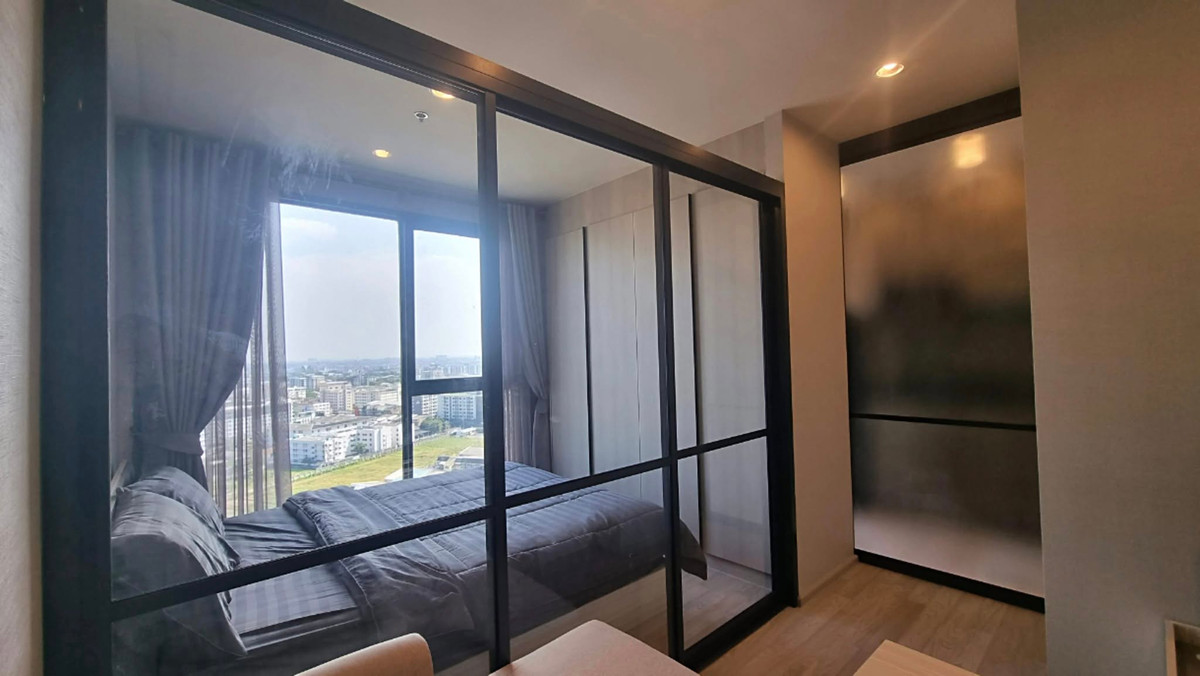 For RentCondoBangna, Bearing, Lasalle : Condo for Rent: Ideo Mobi Sukhumvit East Point Near BTS Bang Na (approx. 250 meters)