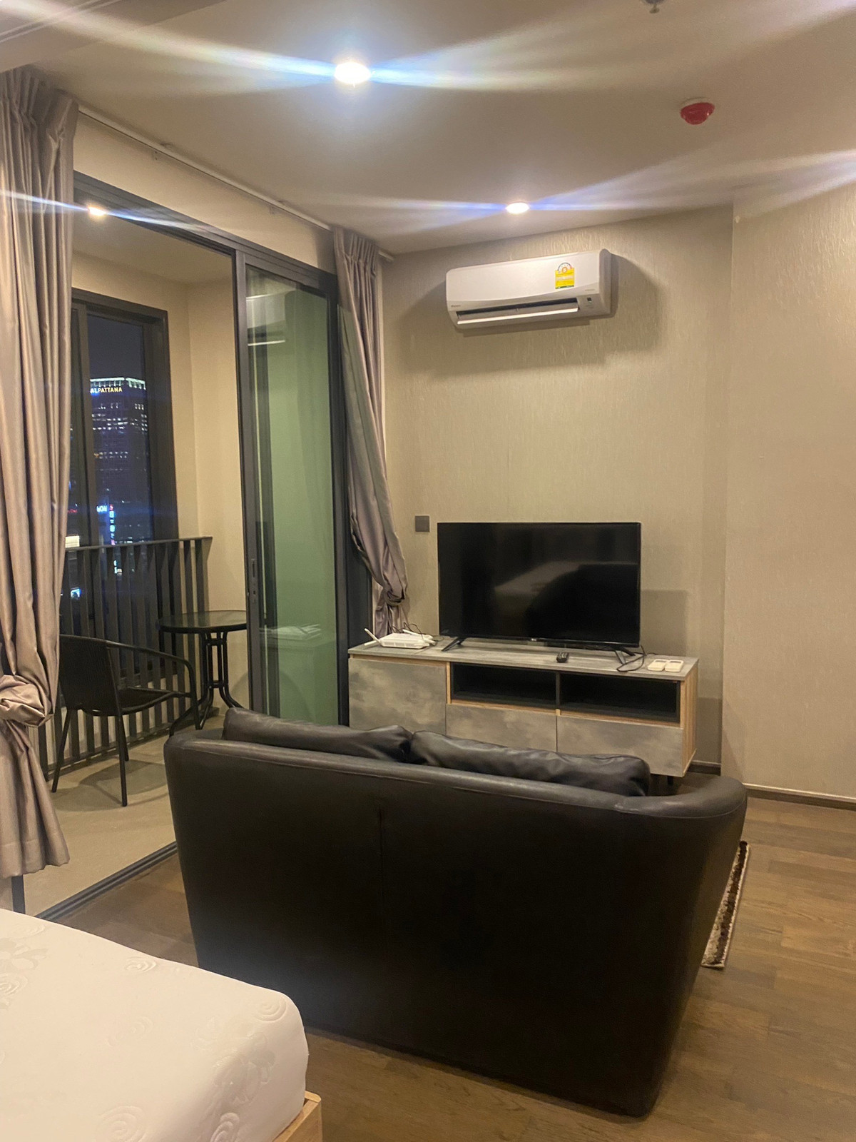 For RentCondoRatchathewi,Phayathai : !! Beautiful room for rent, Condo Ideo Q Siam-Ratchathewi (Ideo Q Siam-Ratchathewi) near BTS Ratchathewi.