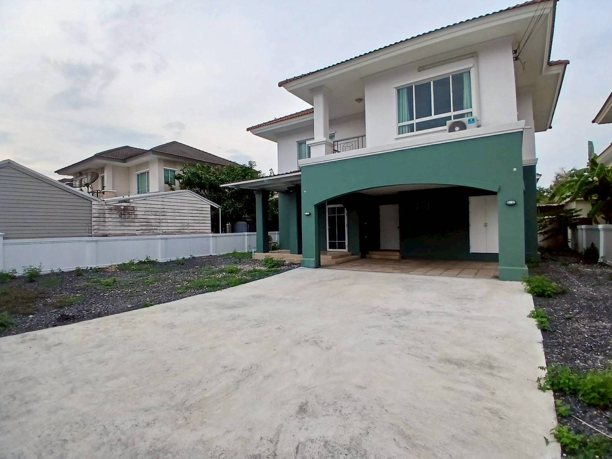 For RentHouseMin Buri, Romklao : Single house for rent Passorn Village 13 Soi Suwinthawong 86 (100 sq m.) decorated and ready to move in.