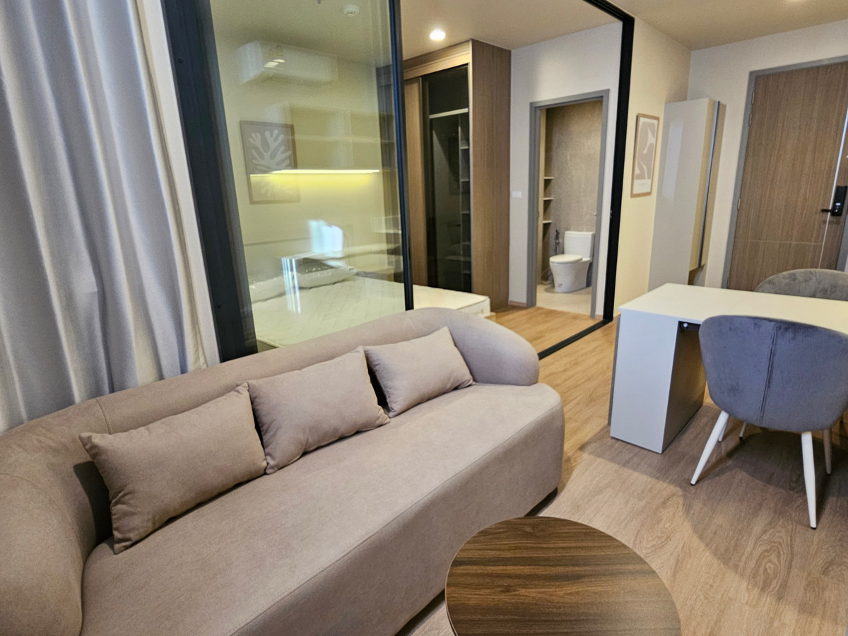 For RentCondoSathorn, Narathiwat : ดิ อิสระ สาทร  ให้เช่า 1 นอน 1 น้ำ พื้นที่ 33 ตรม  25,000 บาท สนใจโทร น้อง 096-2615656 พร้อมให้นัดหมายเข้าชมทุกวัน  The Issara Sathorn for RENT 1bed 1 bath 33 Sq,m price 25,000 Baht   call Nong 096-2615656 Ready to touring everyday   ห้องกว้าง 33 ตรม. พร้