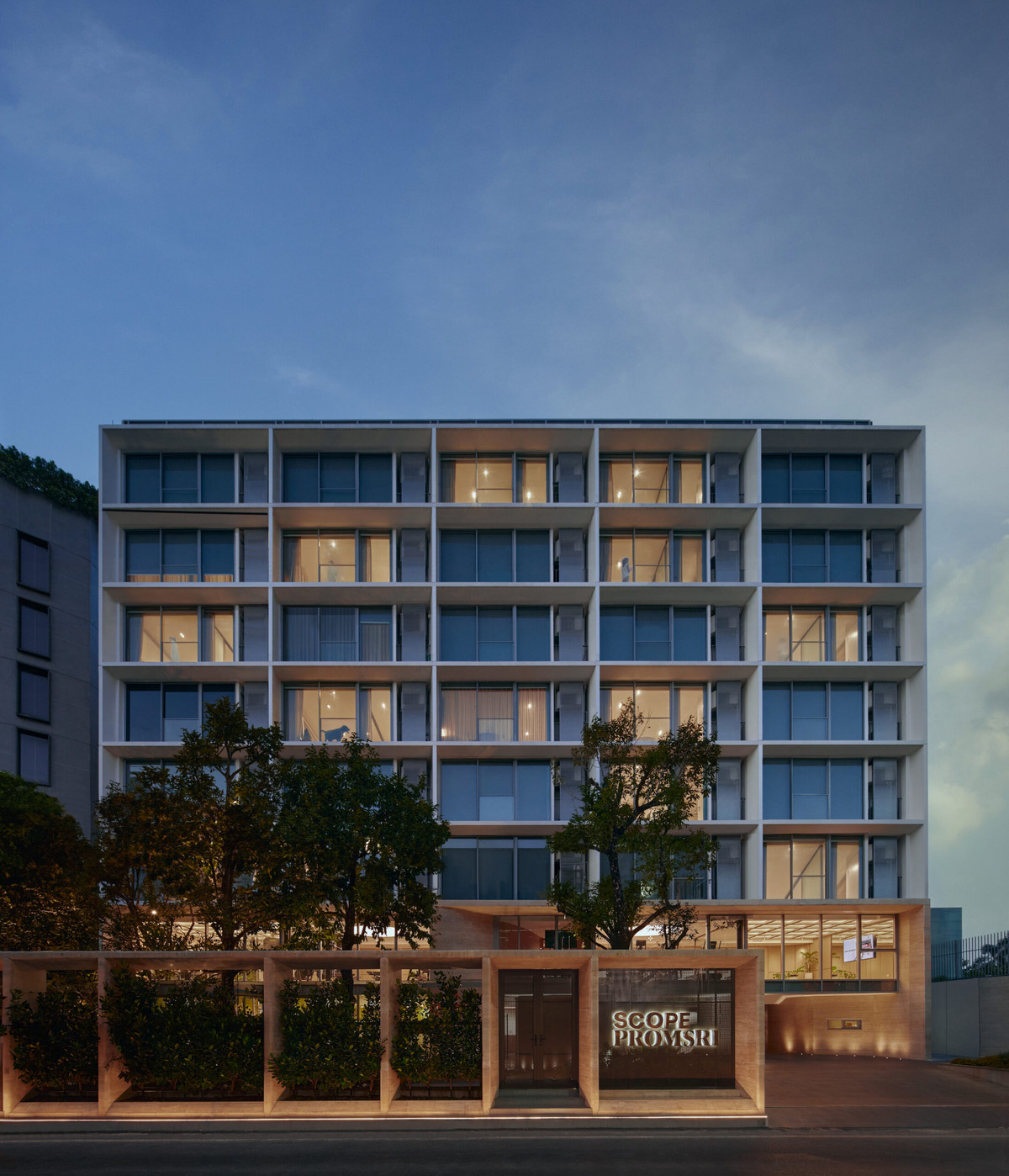 For SaleCondoSukhumvit, Asoke, Thonglor : Sprcial UNIT special discount 🔥 𝗦𝗖𝗢𝗣𝗘 𝗣𝗥𝗢𝗠𝗦𝗥𝗜 🐶🐱 Sukhumvit Condo Pets allowed, 1 BEDROOM, 28 sq.m., near BTS Phrom Phong 𝗢𝗡𝗟𝗬 𝟲.𝟱 𝗠𝗕* Project sales department 0845546165