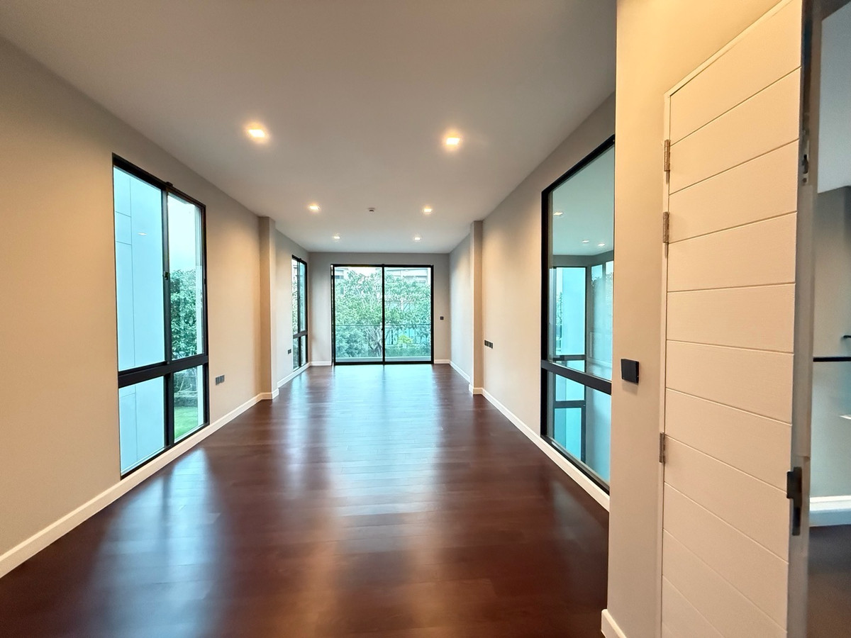 ขายบ้านพุทธมณฑล ศาลายา : Grand Bangkok Boulevard ปิ่นเกล้า-บรมฯ | 155.5sqw. Special plot!