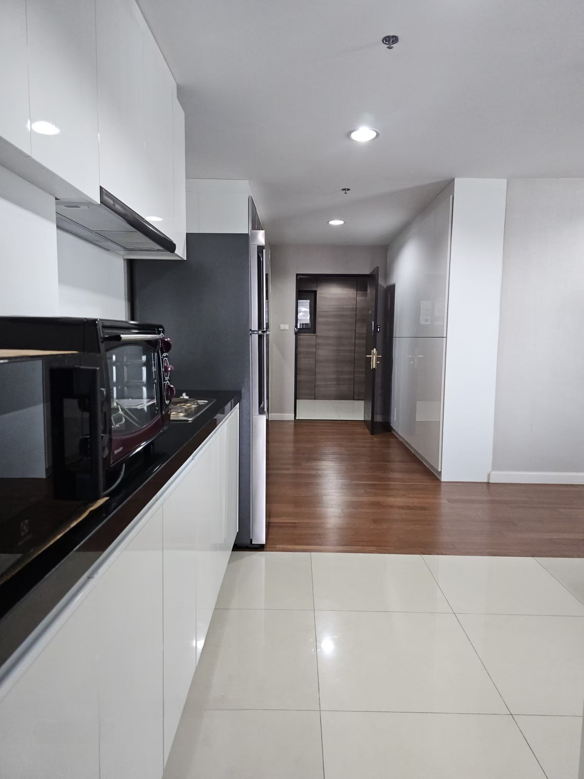 For RentCondoRama9, Petchburi, RCA : Belle Grand Rama9  2 bed 2 bath 101 Sq,m Rental price 40,000 Baht call Nong 096-2615656 Ready to touring everyday  เบล แกรนด์ พระราม 9 2นอน 2น้ำ พื้นที่ 101 ตรม เช่า 0,000 บาท  สนใจโทร น้อง 096-2615656 พร้อมให้นัดหมายเข้าชมทุกวัน   Location : Pharam 9   R