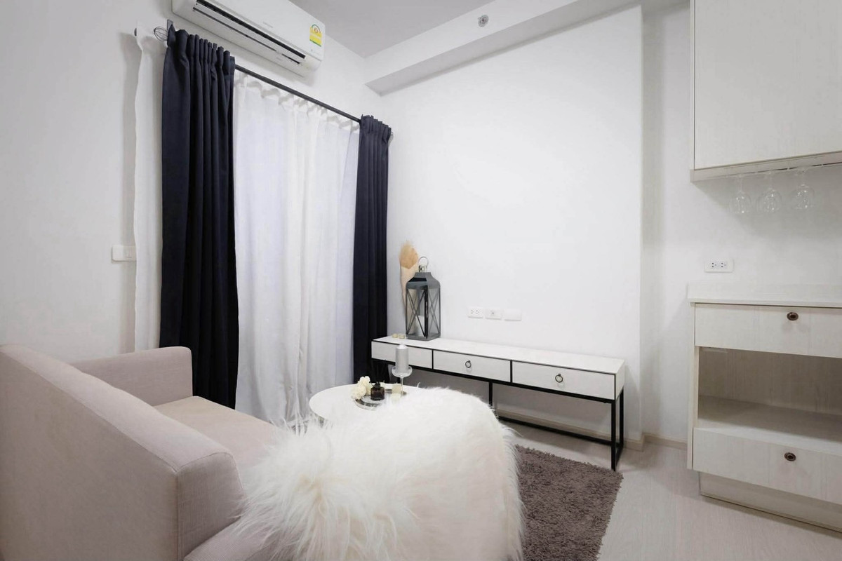 For RentCondoBang Sue, Wong Sawang, Tao Pun : Beautiful room, bought it and never lived in it. Renovated room, built-in