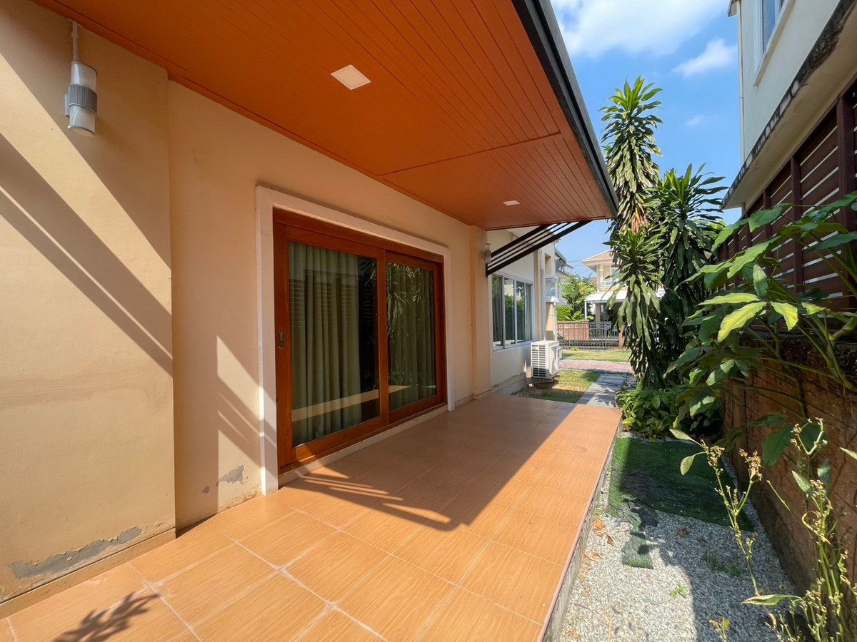 บ้านพัฒนาการ ศรีนครินทร์ : ขายบ้าน!! หมู่บ้าน Le Neo 2 (เลอนีโอ 2) ใกล้ BTS ศรีนครินทร์