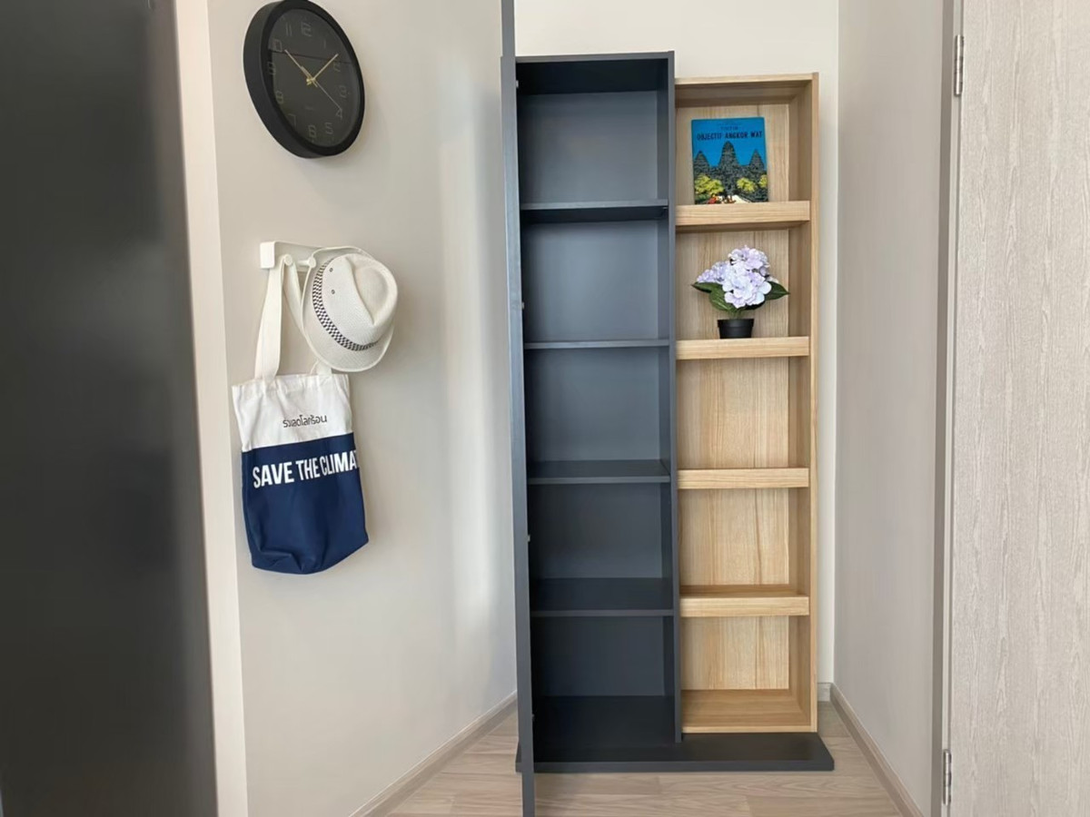 For RentCondoBangna, Bearing, Lasalle : Condo for Rent: Ideo Mobi Sukhumvit East Point Near BTS Bang Na (approx. 250 meters)