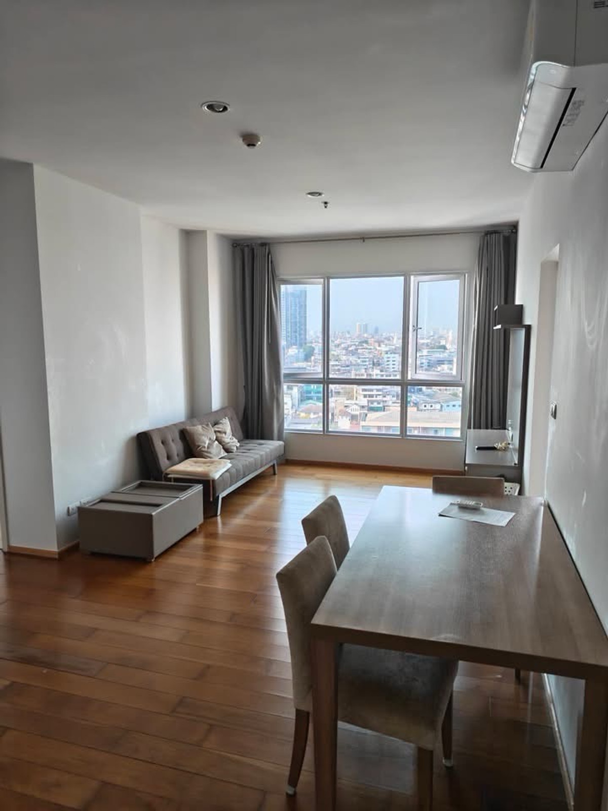 ให้เช่าคอนโดวงเวียนใหญ่ เจริญนคร : 🏢 For Rent | Hive Taksin 
(A6902049) 
คอนโดติด BTS วงเวียนใหญ่ เพียง 110 ม. 🚆✨

💰 ค่าเช่า 25,000 บาท / เดือน