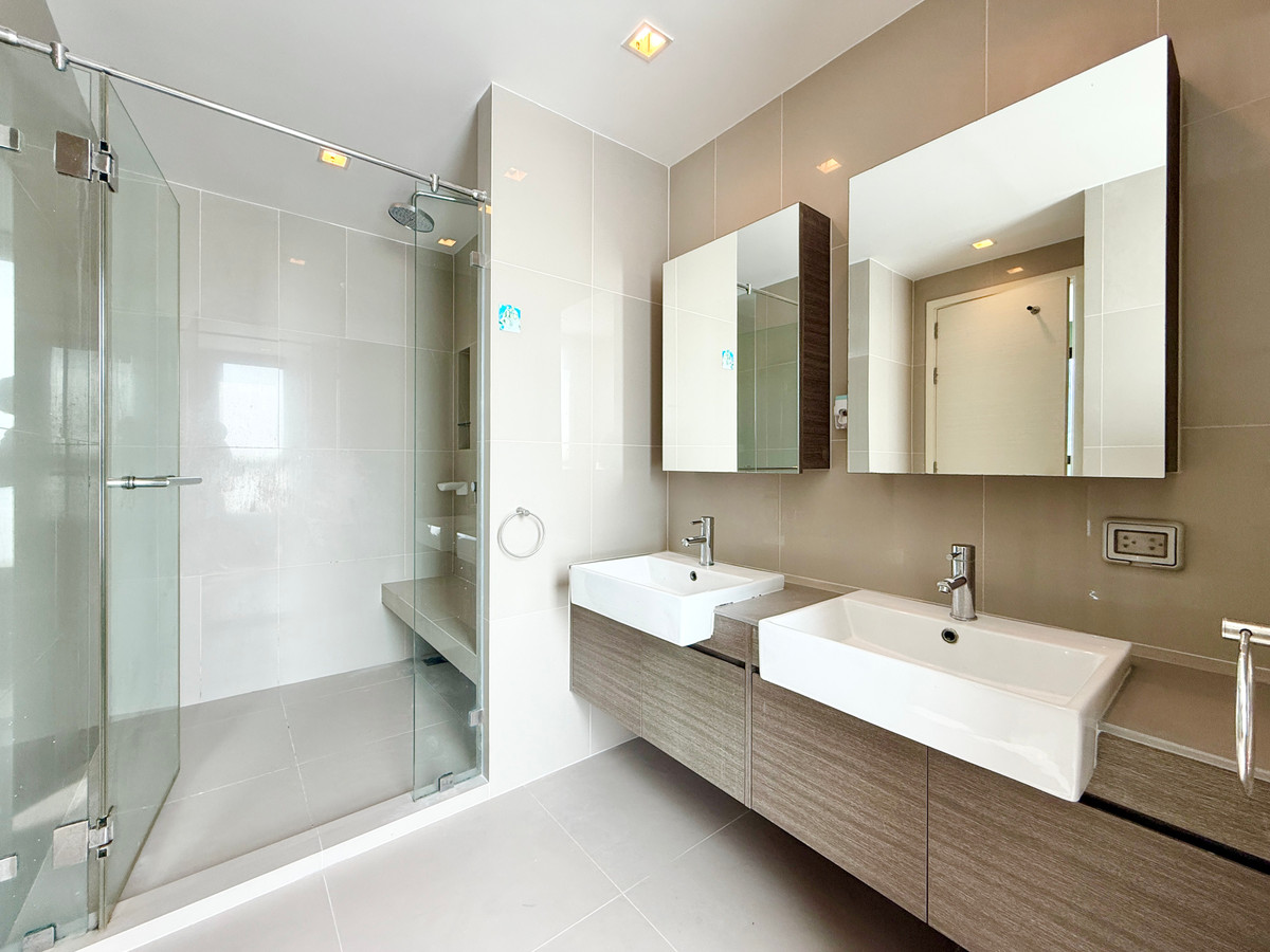 ให้เช่าคอนโดรัชดา ห้วยขวาง : 🚀 Quinn รัชดา - 68ตรม. 2นอน2น้ำ ชั้นสูง ห้องมุม ปล่อยเช่า 092-545-6151 (ทีม)