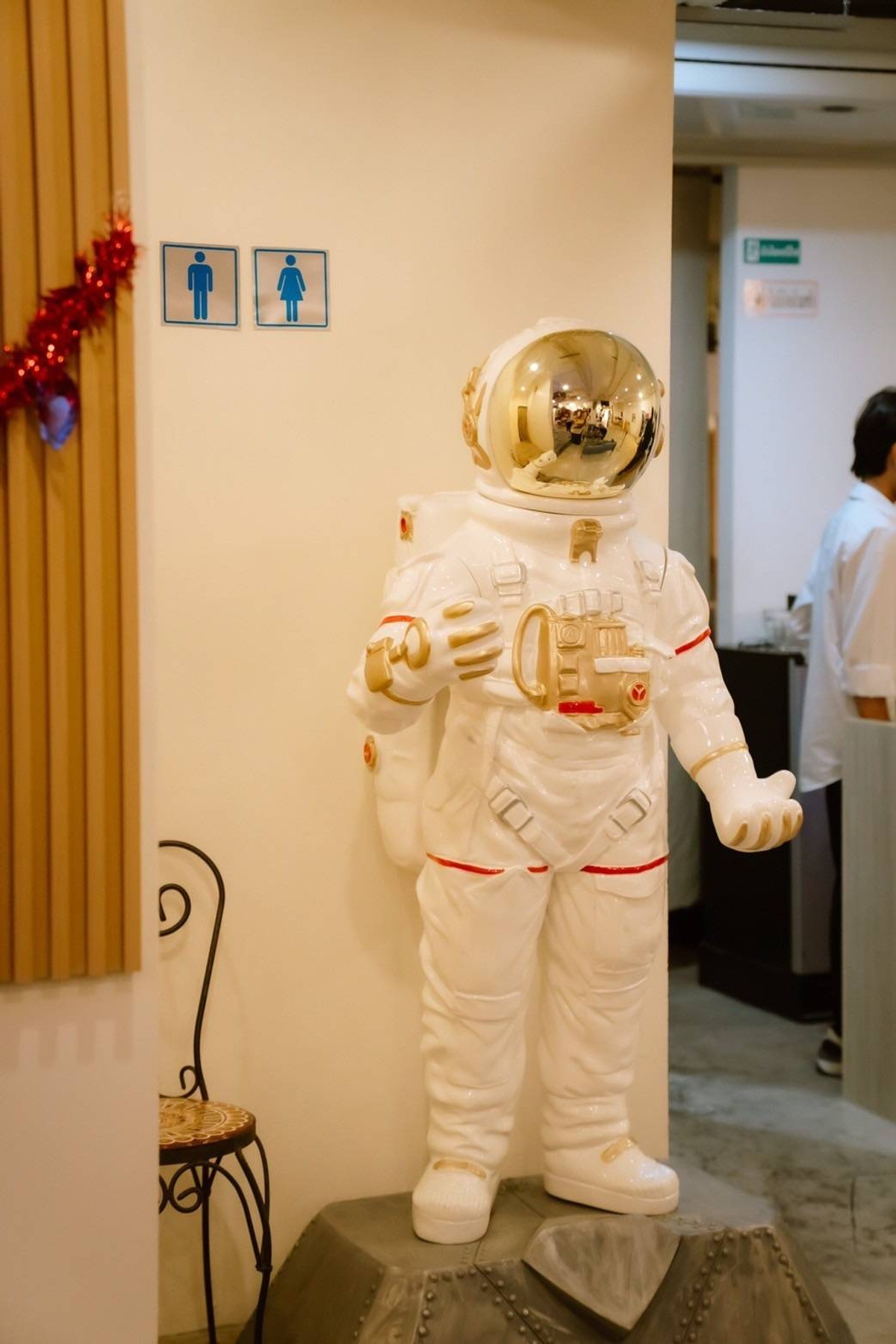 เซ้งร้านค้า/ตลาดนัดพัทยา บางแสน ชลบุรี สัตหีบ : เซ้งร้านเหล้า วิวทะเล บางแสน หาดวอน ใกล้วงเวียนบางแสน นักท่องเที่ยวเยอะ มีลานจอดรถ