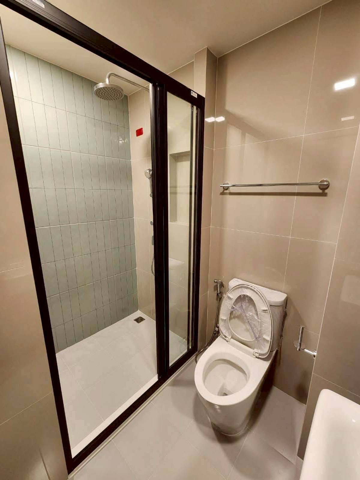 For RentCondoWongwianyai, Charoennakor : ✅ FBSS102 ✅ Line : @p2nproperty