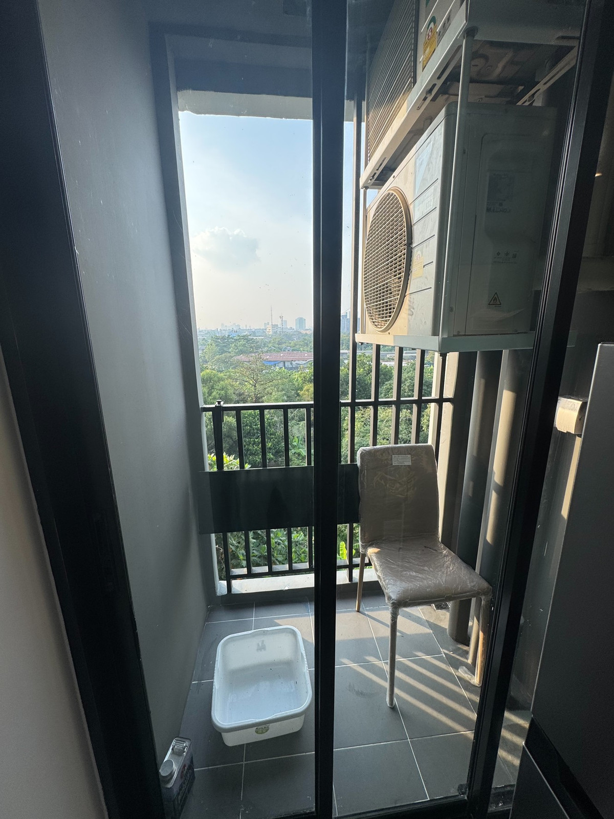 For RentCondoBangna, Bearing, Lasalle : Condo for Rent: Atmoz Tropicana Bangna