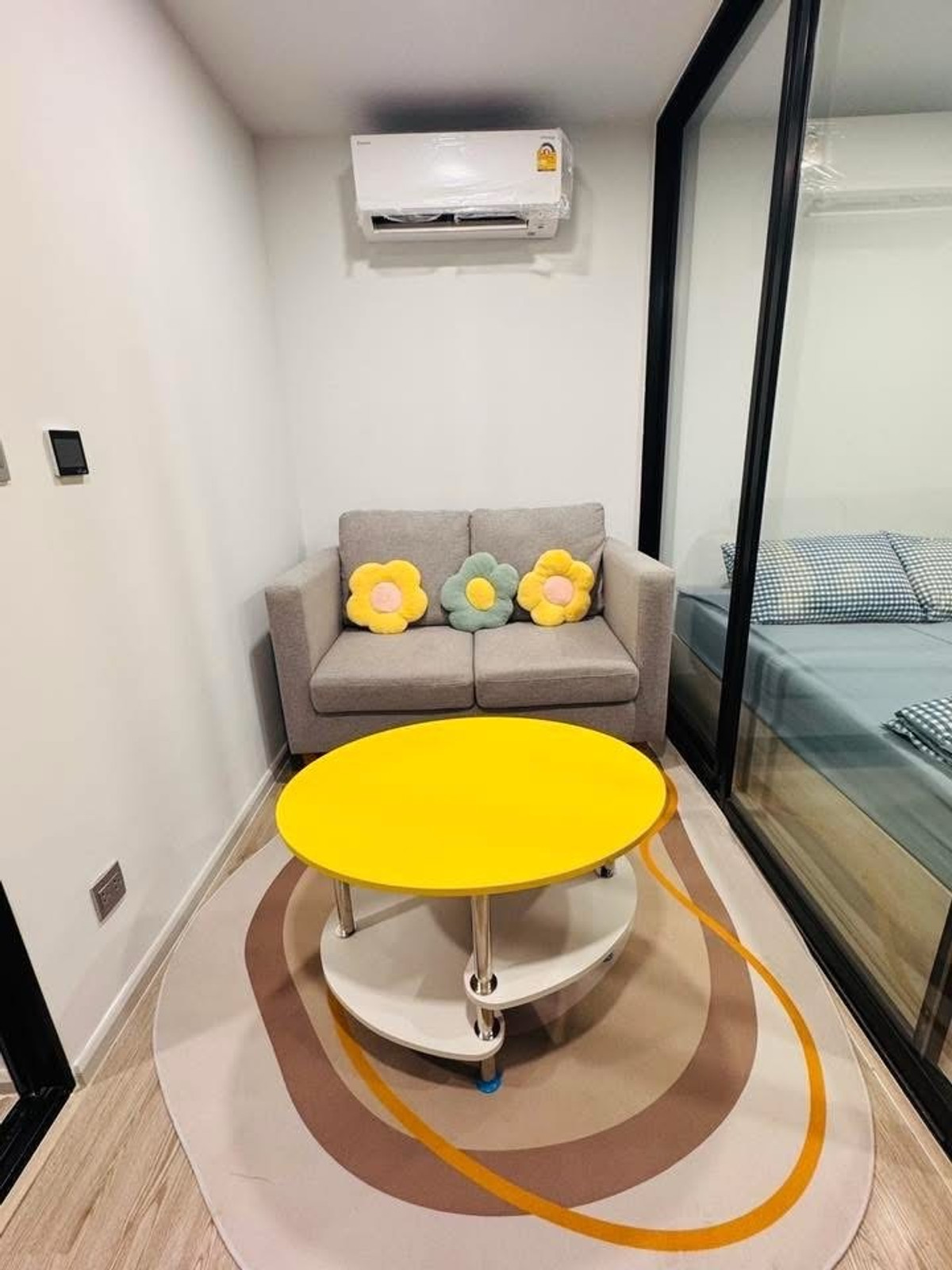 For RentCondoKasetsart, Ratchayothin : Rent 13,000 baht / month