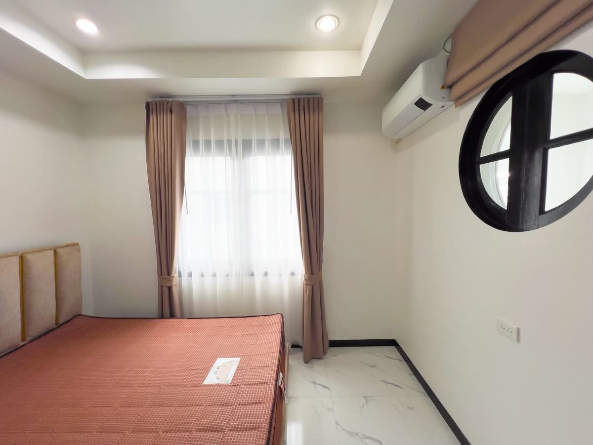 ให้เช่าพัทยา บางแสน ชลบุรี สัตหีบ : บ้านพูลวิลล่า จอมเทียน ใกล้หาดจอมเทียน เดินทางเพียง 5 นาที