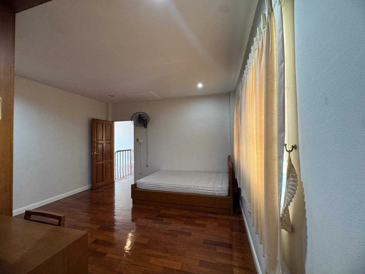 ให้เช่าบ้านโชคชัย4 ลาดพร้าว71 : ให้เช่าบ้านเดี่ยวซอยโชคชัย4 บ้านสวยราคาดี (N.2020)