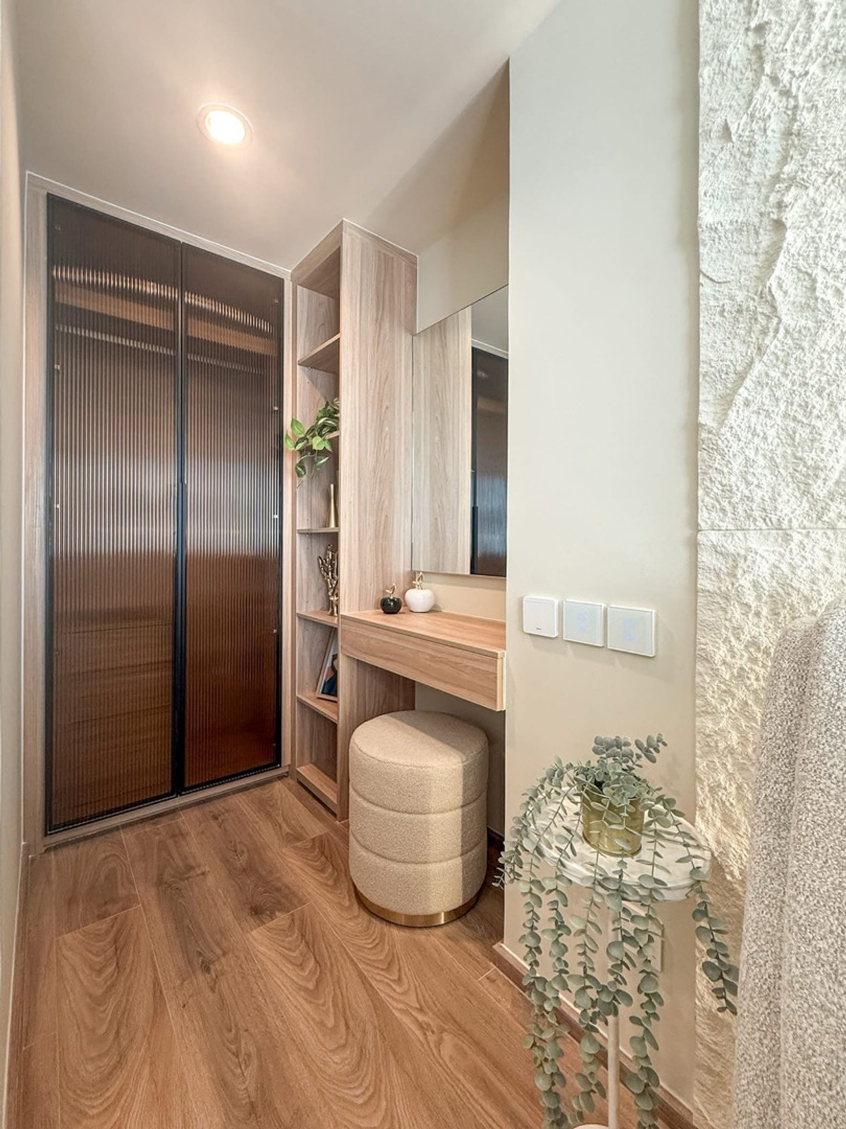 ให้เช่าคอนโดอารีย์ อนุสาวรีย์ : ให้เช่า Noble Form Thonglor (สุขุมวิท 55) 
✨ห้องแบบ Duplex ชั้น 39 (ชั้นสูง วิวเมืองสวย)