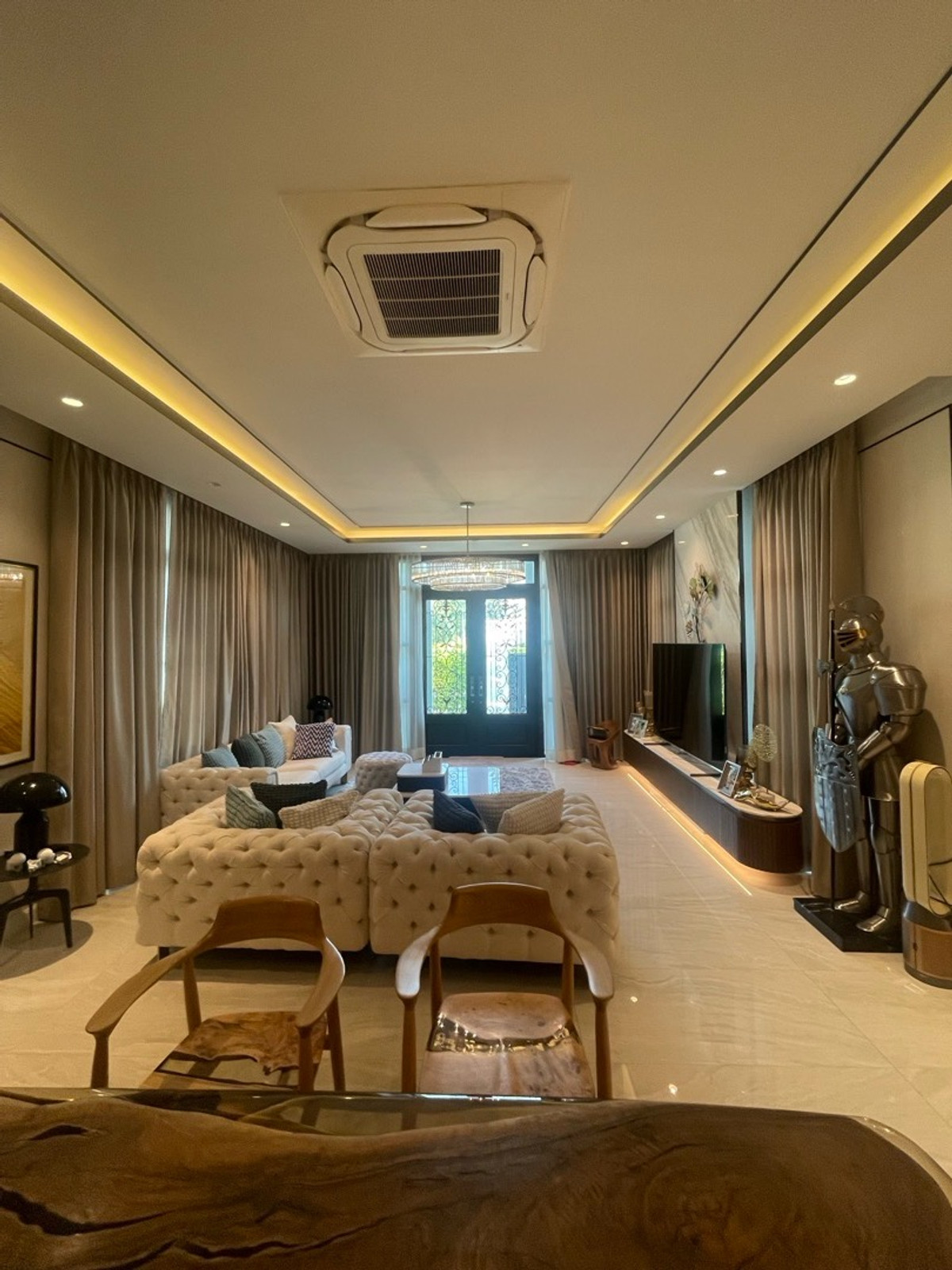 ขายบ้านลาดกระบัง สุวรรณภูมิ : Perfect Masterpiece Sukhumvit 77 ราคาถูกที่สุด